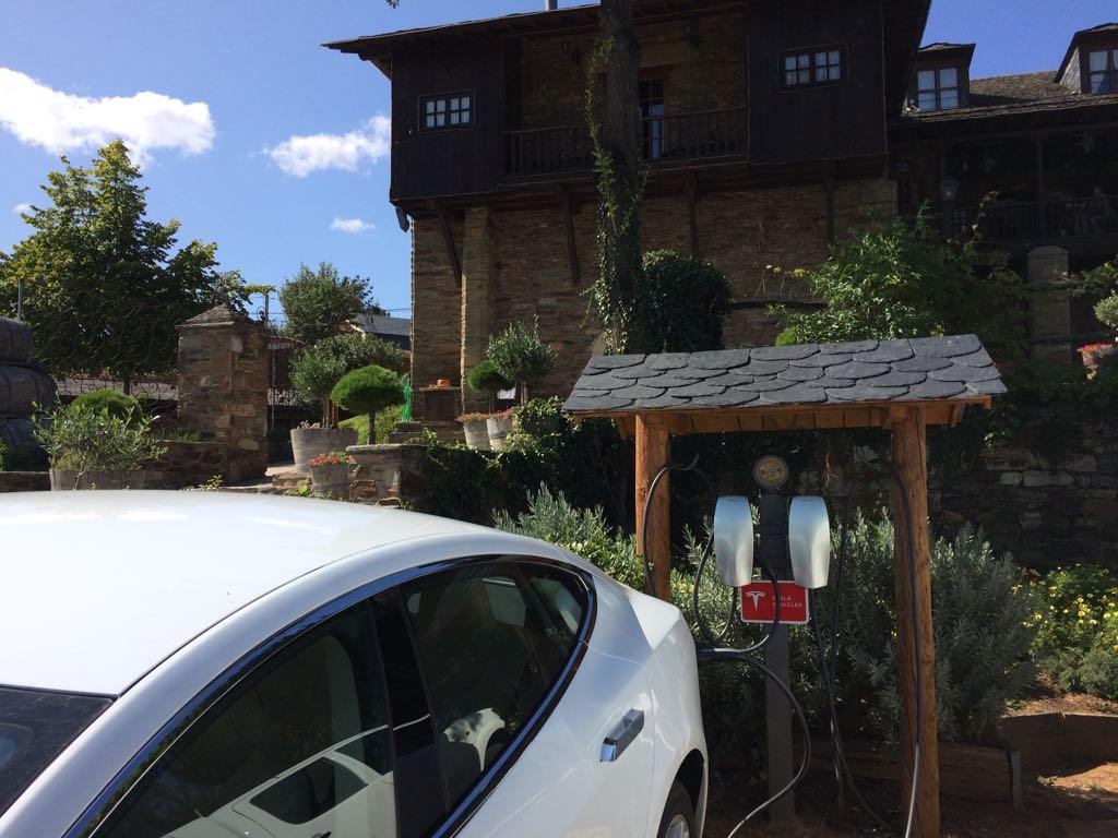 The Tesla destination chargers have been given their own slate-topped shade to allow them to blend in with their surroundings. The Palacio has been renovated very tastefully with local materials.