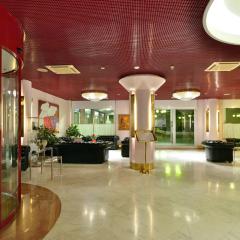 Agora' Palace Hotel