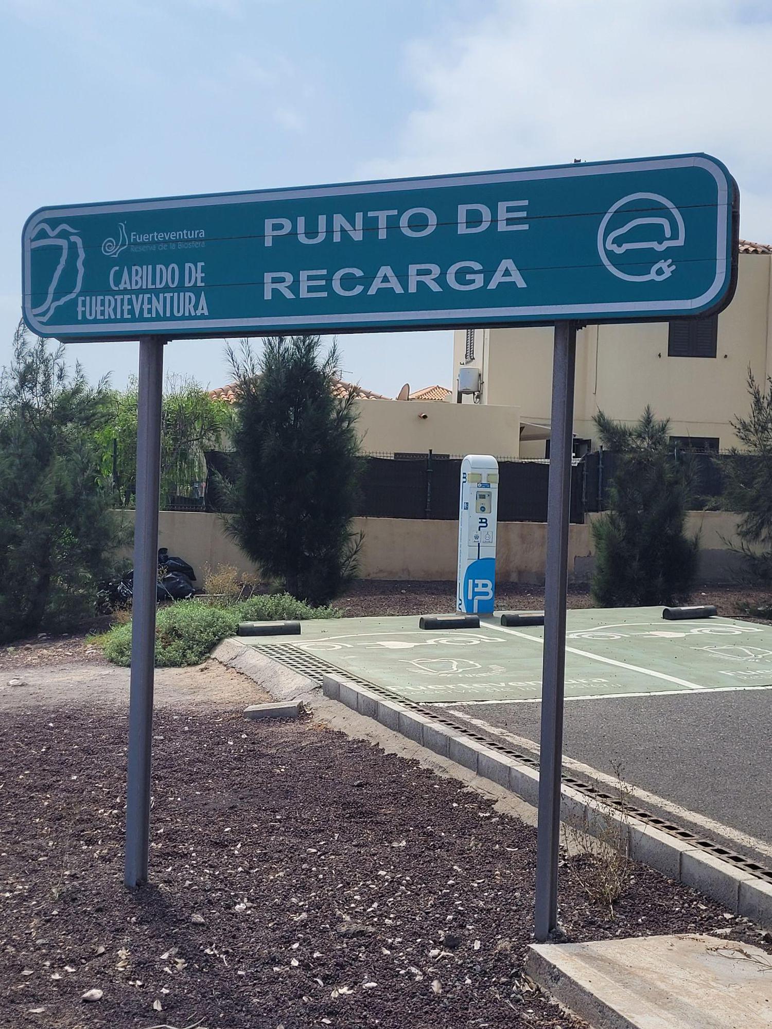 Always empty... non electric cars on the island
