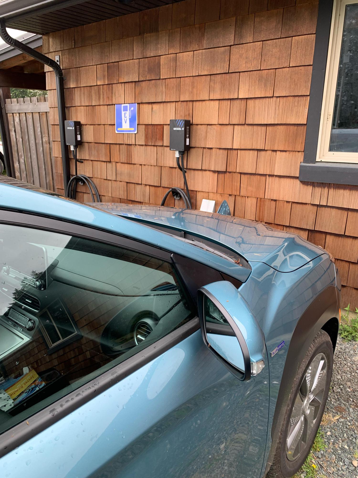 Very nice pair of wall chargers at Sea Breeze.
