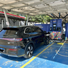 Carregando 60kw. Gratuito. 