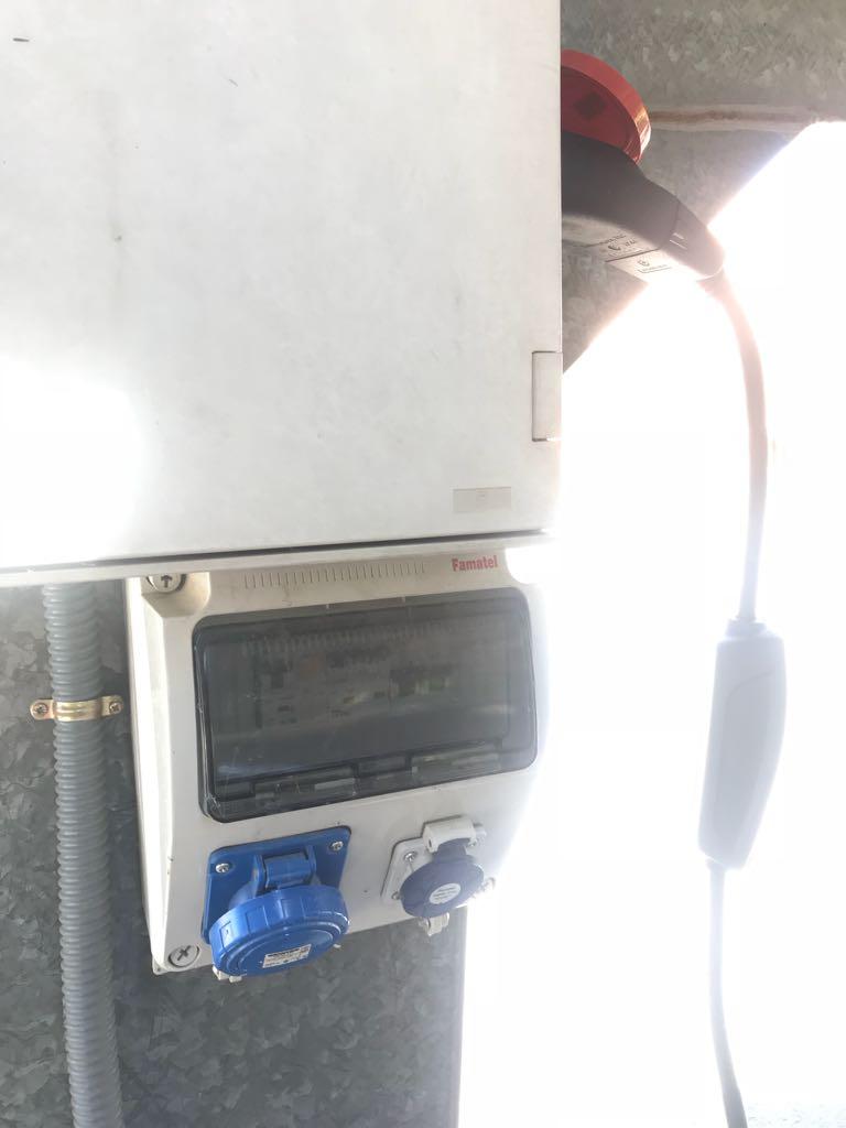 Also 16a single phase output