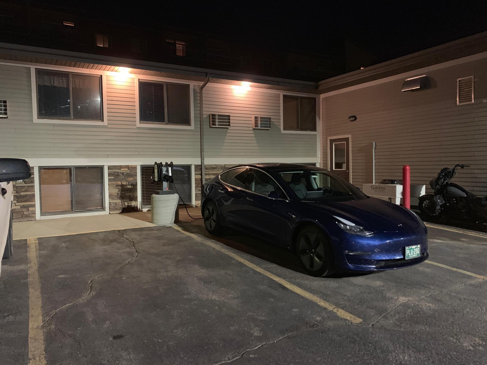 Roosevelt Inn and Suites