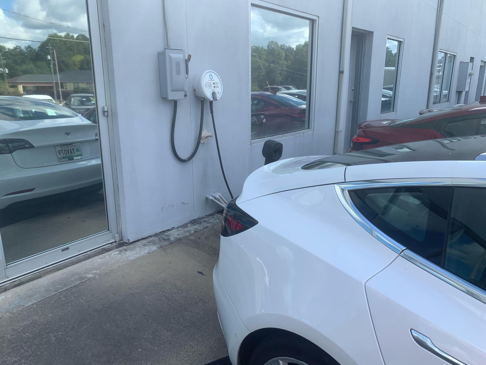 Woody Folsom Nissan