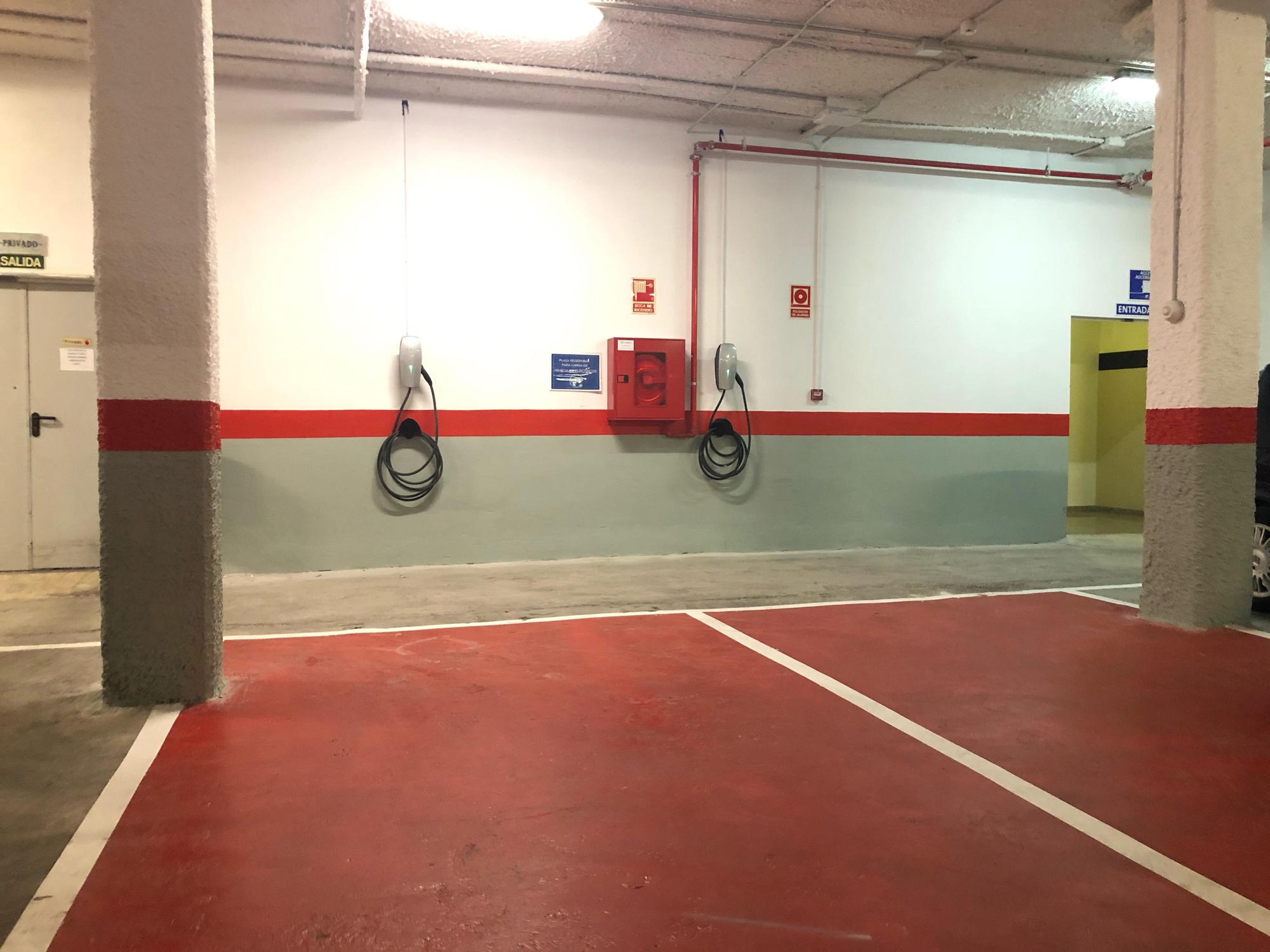 Parking -1 floor Tesla DC