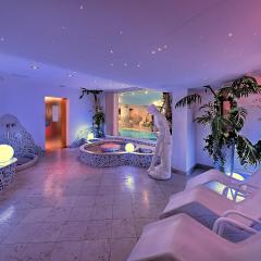 Luna Wellness Hotel